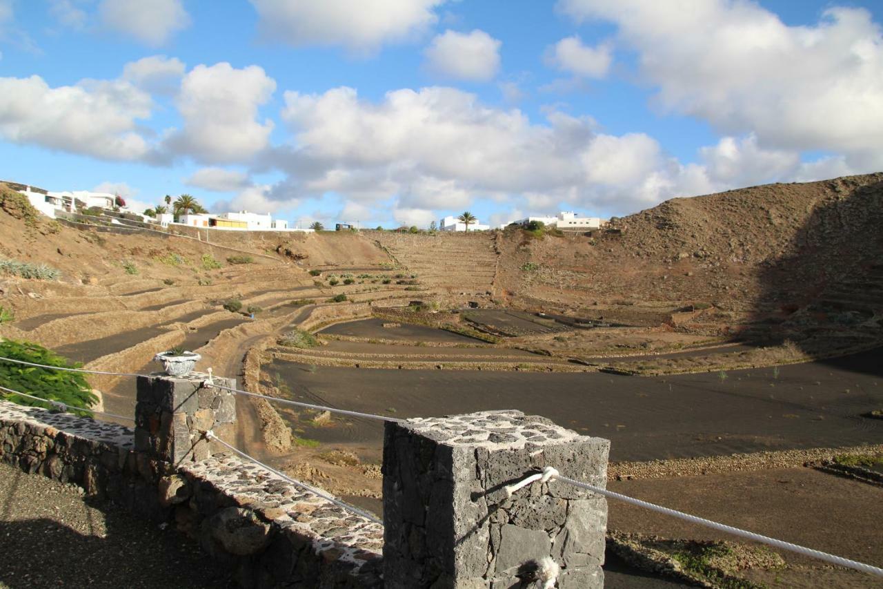 Casa Caldera Guiguan Villa Tinajo Luaran gambar