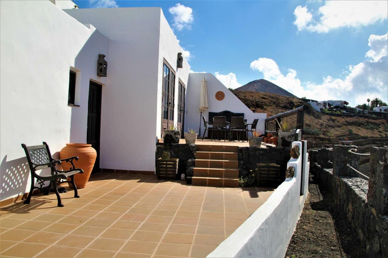 Casa Caldera Guiguan Villa Tinajo Luaran gambar